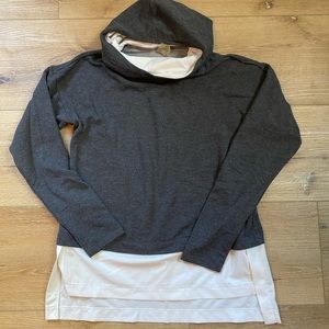 Woman’s Sweatshirt Calia by Carrie Underwood Size XS
